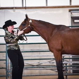 Meet your Posher, Gabrielle